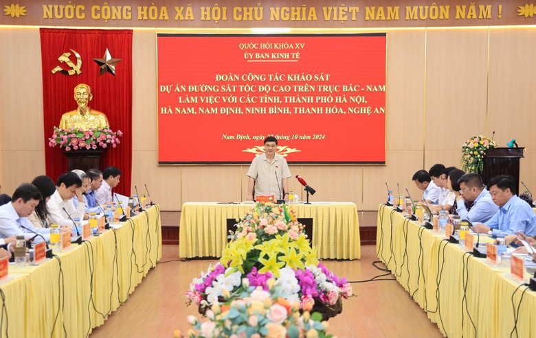 Đo&agrave;n c&ocirc;ng t&aacute;c Quốc hội khảo s&aacute;t thực tế dự &aacute;n đường sắt tốc độ cao Bắc - Nam- Ảnh 3.