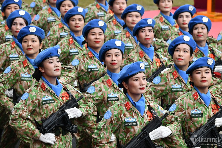 Đề xuất tăng hạn tuổi nghỉ hưu của sĩ quan tại ngũ- Ảnh 1.