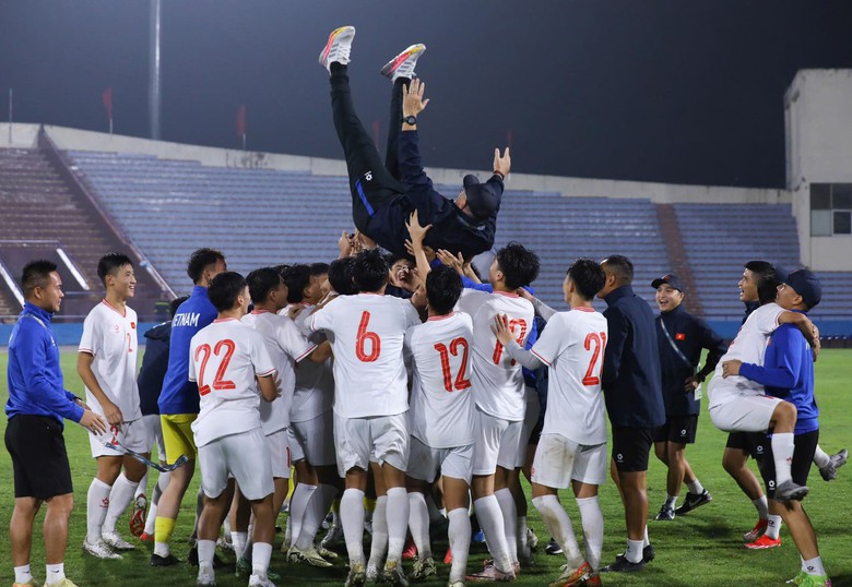 Danh s&aacute;ch 16 đội dự VCK U17 ch&acirc;u &Aacute;: Đ&ocirc;ng Nam &Aacute; khiến tất cả trầm trồ- Ảnh 1.