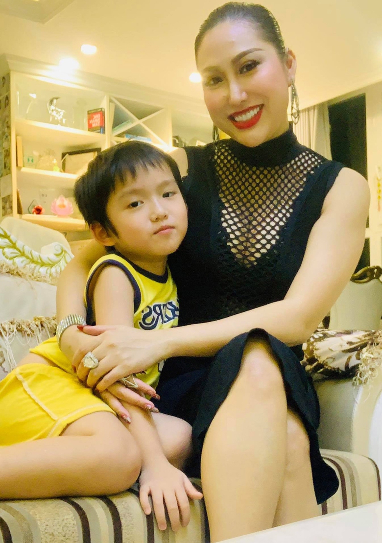 Phi Thanh Vân: Tôi không còn chạy theo những thứ phù phiếm- Ảnh 3. Phi Thanh Vân: Tôi không còn chạy theo những thứ phù phiếm- Ảnh 3.