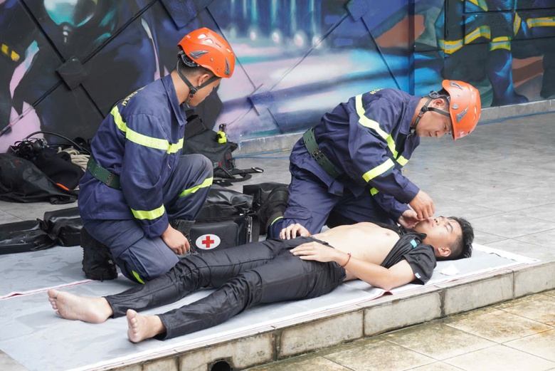 C&ocirc;ng an TP.HCM ra mắt hai tổ cảnh s&aacute;t tinh nhuệ tr&ecirc;n cạn v&agrave; dưới nước- Ảnh 4.