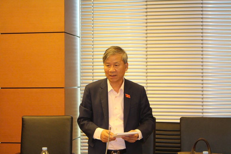 Gi&aacute;m đốc C&ocirc;ng an H&agrave; Nội: Vật chứng kh&ocirc;ng thanh l&yacute; được phải giữ khư khư, rất l&atilde;ng ph&iacute;- Ảnh 3.