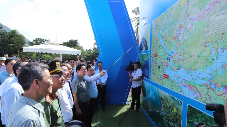 Đầu tư hạ tầng tạo đột ph&aacute; ph&aacute;t triển H&ograve;a B&igrave;nh - Ảnh 7.