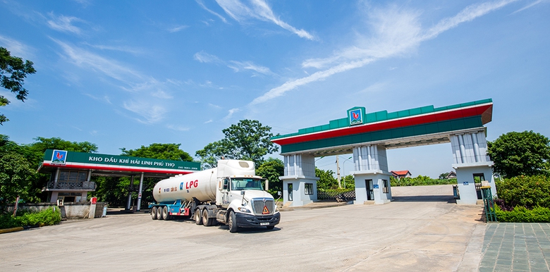 Xăng dầu Hải Linh: Một thời đại gia Phú Thọ, nay nợ thuế, dính vào lùm xùm Quỹ bình ổn giá- Ảnh 1. Xăng dầu Hải Linh: Một thời đại gia Phú Thọ, nay nợ thuế, dính vào lùm xùm Quỹ bình ổn giá- Ảnh 1.