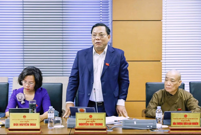 Gi&aacute;m đốc C&ocirc;ng an H&agrave; Nội: Vật chứng kh&ocirc;ng thanh l&yacute; được phải giữ khư khư, rất l&atilde;ng ph&iacute;- Ảnh 1.