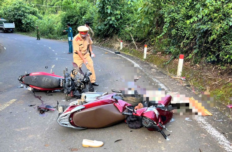 Hiện trường vụ tai nạn khiến 3 người thương vong - Ảnh: Hải ĐƯờng. Hiện trường vụ tai nạn khiến 3 người thương vong - Ảnh: Hải ĐƯờng.