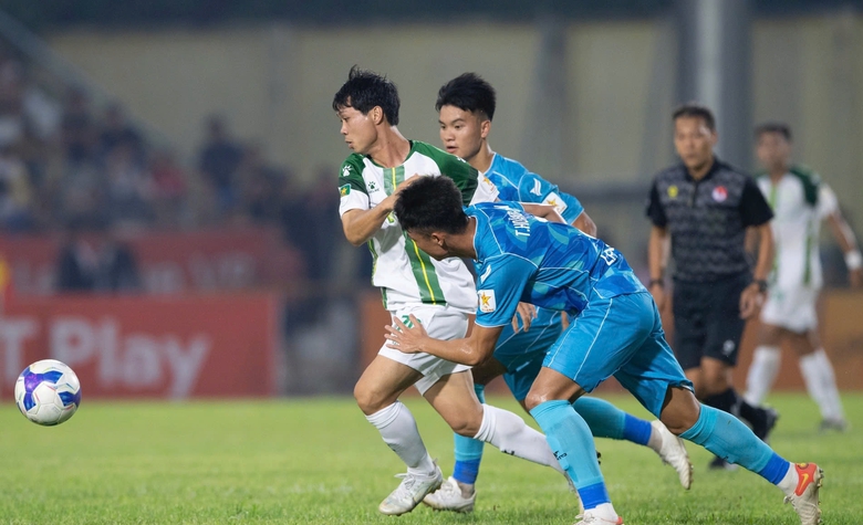 Bị chăm sóc đặc biệt, Công Phượng dễ "mất tích" ở giải hạng Nhất- Ảnh 1. Bị chăm sóc đặc biệt, Công Phượng dễ "mất tích" ở giải hạng Nhất- Ảnh 1.