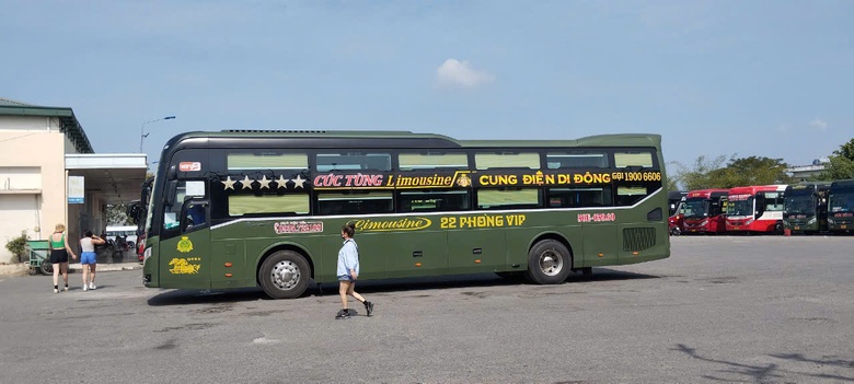 Khánh Hòa: Nhà xe Cúc Tùng bị xử lý do vi phạm quy định vận tải- Ảnh 1. Khánh Hòa: Nhà xe Cúc Tùng bị xử lý do vi phạm quy định vận tải- Ảnh 1.