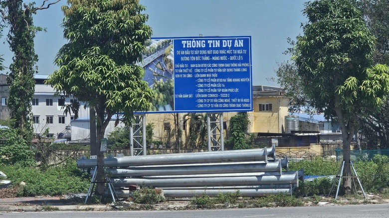 Hải Phòng: Vì sao nút giao gần 700 tỷ đồng bị chậm tiến độ?- Ảnh 5. Hải Phòng: Vì sao nút giao gần 700 tỷ đồng bị chậm tiến độ?- Ảnh 5.