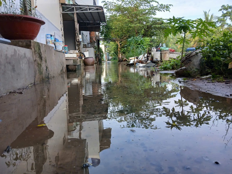 Cần Thơ đ&oacute;ng cống ngăn nước, nhiều tuyến đường ngập s&acirc;u- Ảnh 4.