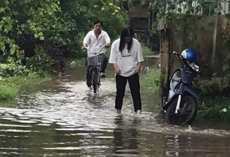 Cần Thơ đ&oacute;ng cống ngăn nước, nhiều tuyến đường ngập s&acirc;u- Ảnh 8.