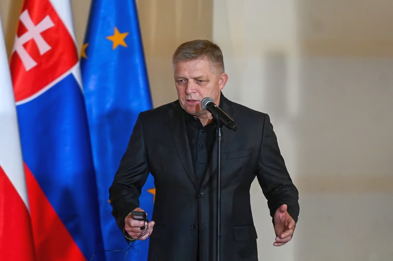 Thủ tướng Solovakia: "T&ocirc;i c&ograve;n l&agrave; l&atilde;nh đạo, kh&ocirc;ng bao giờ Ukraine c&oacute; thể gia nhập NATO"- Ảnh 1.