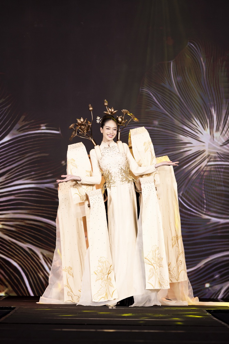Hoa hậu Huỳnh Thị Thanh Thủy chính thức đeo sash Miss International 2024- Ảnh 1. Hoa hậu Huỳnh Thị Thanh Thủy chính thức đeo sash Miss International 2024- Ảnh 1.