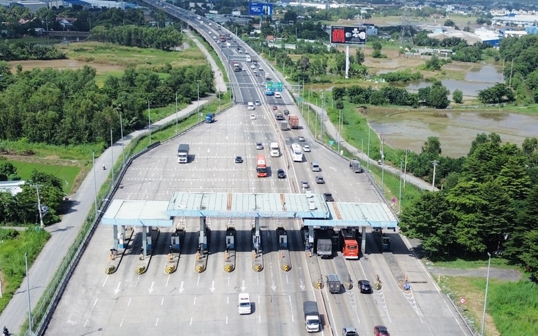 To&agrave;n cảnh cao tốc được đề xuất đầu tư 32.000 tỷ mở rộng l&ecirc;n 8 l&agrave;n xe