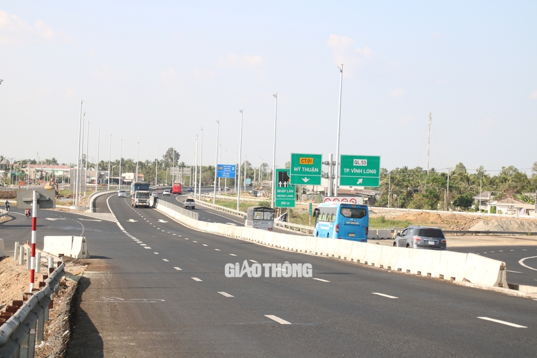 Bổ sung đường d&acirc;n sinh, n&uacute;t giao cao tốc Mỹ Thuận - Cần Thơ- Ảnh 1.