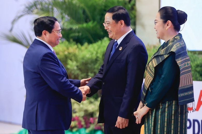 Thủ tướng Phạm Minh Ch&iacute;nh dự phi&ecirc;n khai mạc Hội nghị cấp cao ASEAN- Ảnh 1.