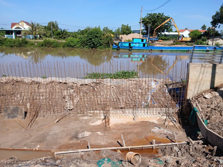 Bờ k&egrave; 80 tỷ ở Ki&ecirc;n Giang sạt lở sau nghiệm thu 5 th&aacute;ng: Bao giờ khắc phục xong?- Ảnh 3.