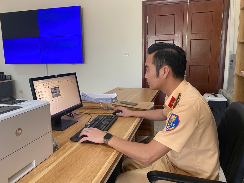 Ứng dụng c&ocirc;ng nghệ số, CSGT ngồi nh&agrave; xử phạt vi phạm giao th&ocirc;ng- Ảnh 1.