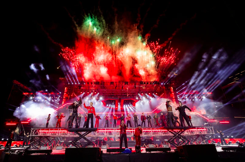 Doanh nghiệp đằng sau "Anh trai vượt ngàn chông gai" đang làm ăn ra sao?- Ảnh 1. Doanh nghiệp đằng sau "Anh trai vượt ngàn chông gai" đang làm ăn ra sao?- Ảnh 1.