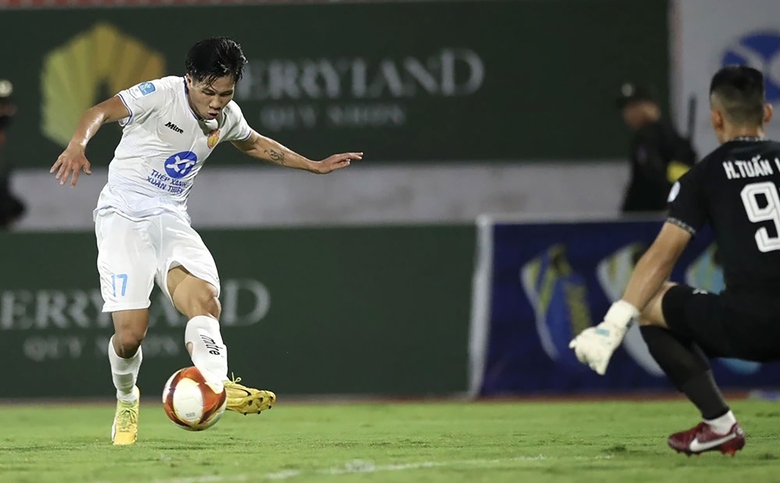 &ldquo;Cơn lốc đường bi&ecirc;n&rdquo; Văn Vĩ v&agrave; chuyện hoa nở muộn- Ảnh 2.