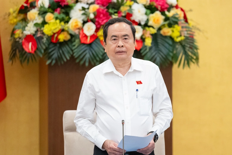 Chủ tịch Quốc hội: Trung ương phải gương mẫu đi đầu trong tinh giản bộ m&aacute;y- Ảnh 1.