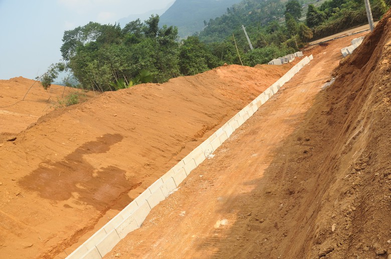 Người d&acirc;n L&agrave;ng Nủ h&aacute;o hức chờ về nh&agrave; mới- Ảnh 3.