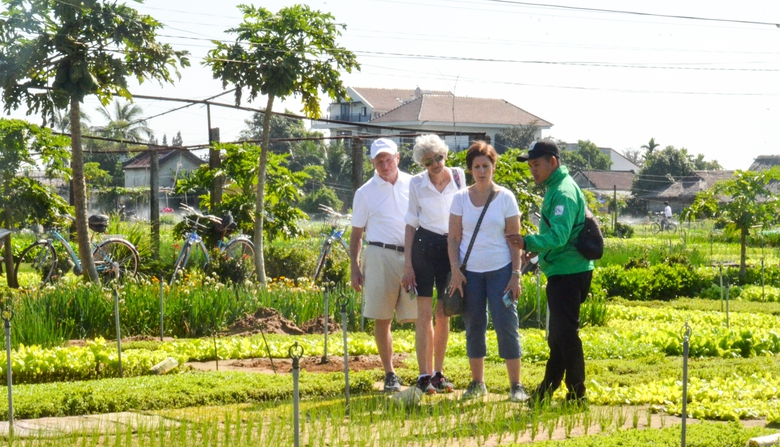 M&ecirc; mẩn vẻ đẹp L&agrave;ng du lịch tốt nhất thế giới năm 2024 ở Quảng Nam- Ảnh 13.