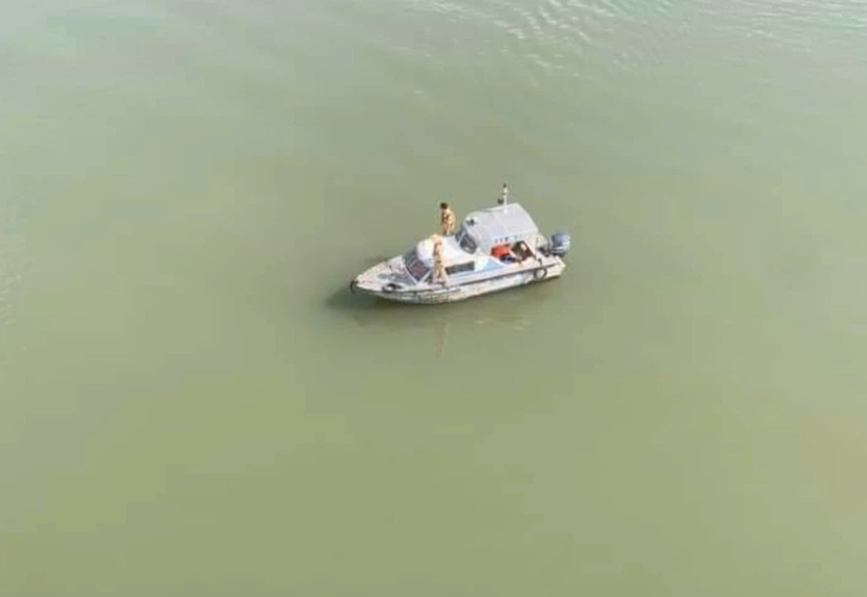 Tích cực tìm kiếm tung tích cô gái trẻ nghi nhảy cầu Chanh tự tử- Ảnh 1. Tích cực tìm kiếm tung tích cô gái trẻ nghi nhảy cầu Chanh tự tử- Ảnh 1.