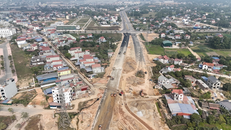 Đường liên kết vùng, nối Bắc Giang với Thái Nguyên và Vĩnh Phúc sắp hoàn thành- Ảnh 2. Đường liên kết vùng, nối Bắc Giang với Thái Nguyên và Vĩnh Phúc sắp hoàn thành- Ảnh 2.