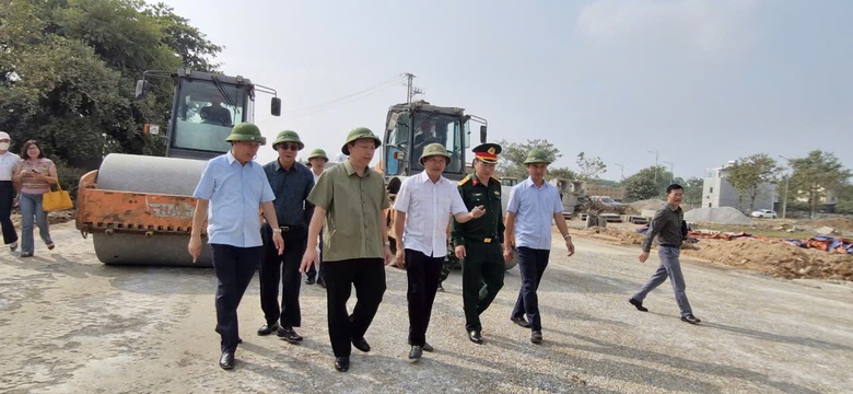 Đường liên kết vùng, nối Bắc Giang với Thái Nguyên và Vĩnh Phúc sắp hoàn thành- Ảnh 10. Đường liên kết vùng, nối Bắc Giang với Thái Nguyên và Vĩnh Phúc sắp hoàn thành- Ảnh 10.