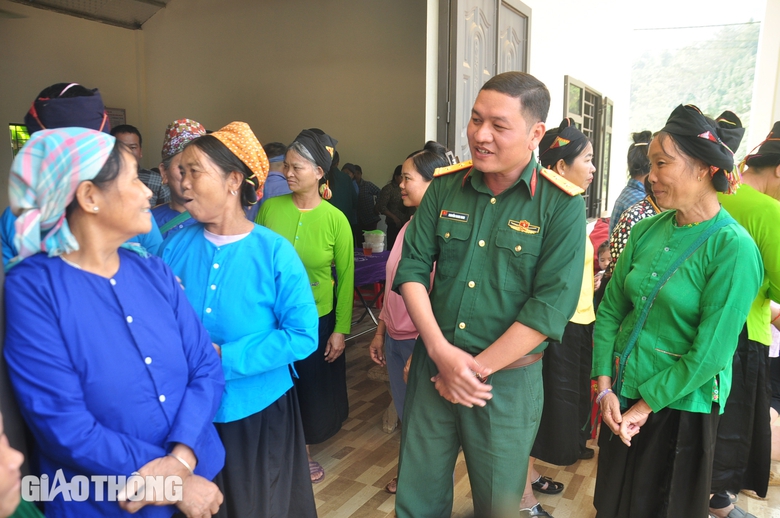 Ấm &aacute;p ng&agrave;y hội Đại đo&agrave;n kết to&agrave;n d&acirc;n tộc ở L&agrave;ng Nủ- Ảnh 8.