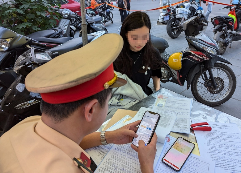 Người vi phạm giao th&ocirc;ng dần quen xử phạt qua VneID- Ảnh 1.