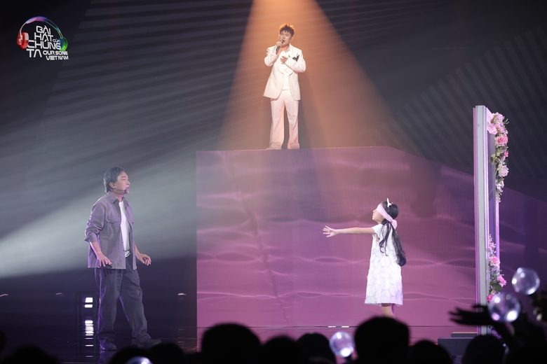 Diva Thanh Lam lần đầu nhảy hiphop khi h&aacute;t "&Aacute;o mới C&agrave; Mau"- Ảnh 2.