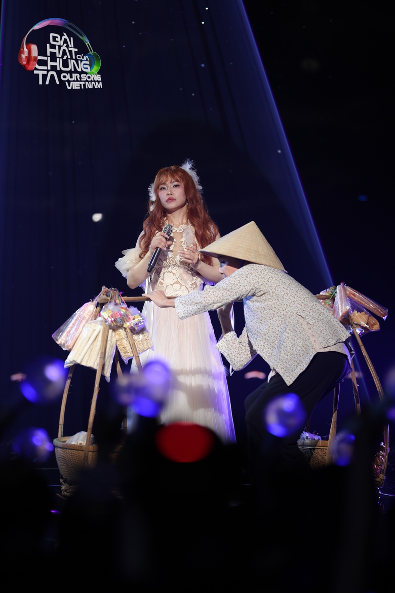 Diva Thanh Lam lần đầu nhảy hiphop khi h&aacute;t "&Aacute;o mới C&agrave; Mau"- Ảnh 8.