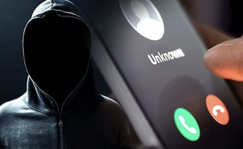 Tin lời kẻ giả danh c&aacute;n bộ thuế, người phụ nữ bị mất 440 triệu đồng trong t&agrave;i khoản- Ảnh 1.