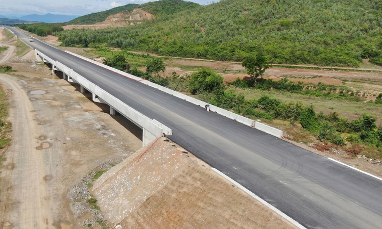 Hơn 230 tỷ đồng x&acirc;y trạm dừng nghỉ tr&ecirc;n cao tốc V&acirc;n Phong - Nha Trang- Ảnh 2.
