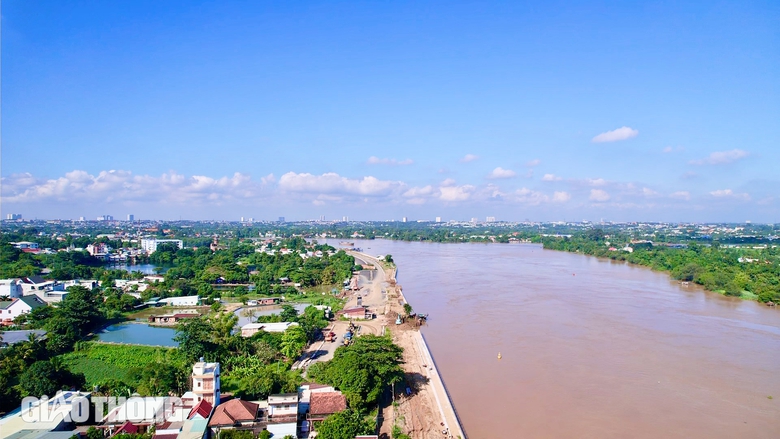 Cưỡng chế đất của 36 hộ d&acirc;n để thi c&ocirc;ng đường ven s&ocirc;ng Đồng Nai- Ảnh 1.