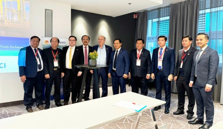 Tập đo&agrave;n của Đức đầu tư nh&agrave; m&aacute;y 30 triệu euro v&agrave;o cụm cảng quốc tế Long An- Ảnh 4.