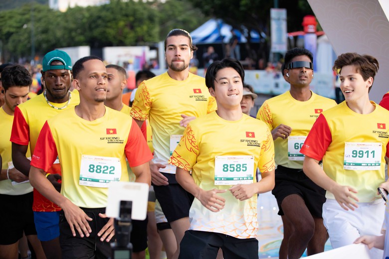 Giải chạy Marathon quốc tế Strong Vietnam tạo cảnh tượng chưa từng c&oacute; tại TP Vũng T&agrave;u- Ảnh 13.