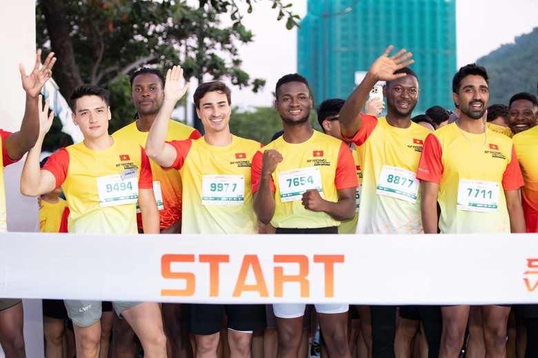 Giải chạy Marathon quốc tế Strong Vietnam tạo cảnh tượng chưa từng c&oacute; tại TP Vũng T&agrave;u- Ảnh 14.