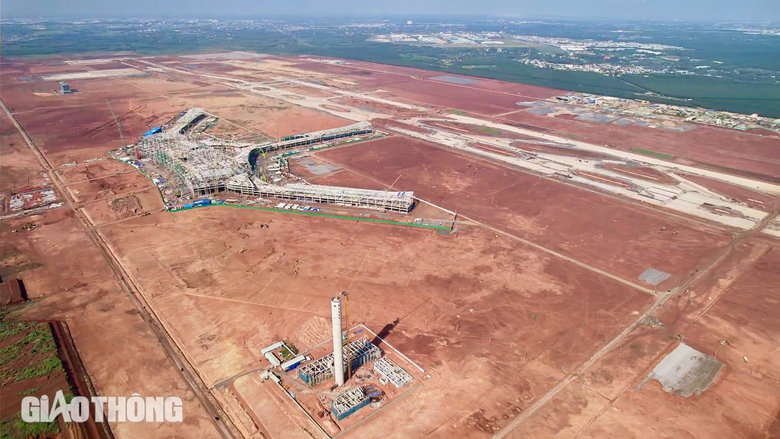 Khảo s&aacute;t vị tr&iacute; x&acirc;y nh&agrave; ga đường sắt tốc độ cao ở s&acirc;n bay Long Th&agrave;nh- Ảnh 5.