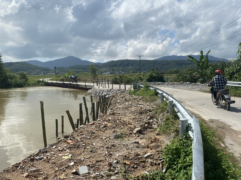 Nghệ An làm gì để giải ngân được 200 tỷ đồng hỗ trợ khắc phục thiên tai đang mắc kẹt?- Ảnh 1. Nghệ An làm gì để giải ngân được 200 tỷ đồng hỗ trợ khắc phục thiên tai đang mắc kẹt?- Ảnh 1.