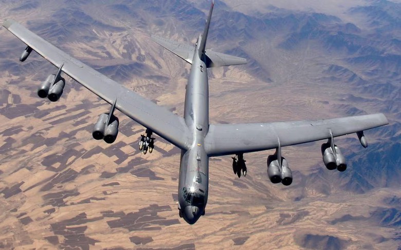 Mỹ triển khai ph&aacute;o đ&agrave;i bay B-52, t&agrave;u chiến ở Trung Đ&ocirc;ng, ph&aacute;t cảnh b&aacute;o sắc lạnh tới Iran