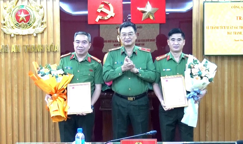 Bộ C&ocirc;ng an thưởng n&oacute;ng vụ bắt h&agrave;ng loạt c&aacute;n bộ ở Thanh H&oacute;a cấp đất sai thẩm quyền- Ảnh 1.