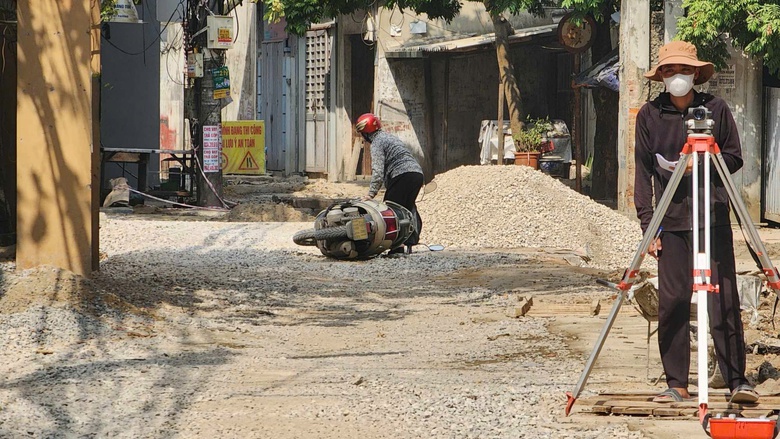 H&agrave; Nội: Bất an dự &aacute;n n&acirc;ng cấp đường giao th&ocirc;ng thi c&ocirc;ng ẩu- Ảnh 3.