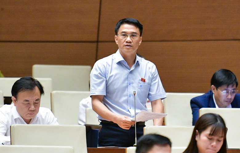 Nhà ở thương mại "đắp chiếu", còn nhà ở xã hội bốc thăm 5 lần, 7 lượt không mua được- Ảnh 1. Nhà ở thương mại "đắp chiếu", còn nhà ở xã hội bốc thăm 5 lần, 7 lượt không mua được- Ảnh 1.