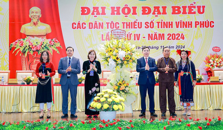 Đại hội đại biểu c&aacute;c d&acirc;n tộc thiểu số tỉnh Vĩnh Ph&uacute;c lần thứ IV- Ảnh 2.
