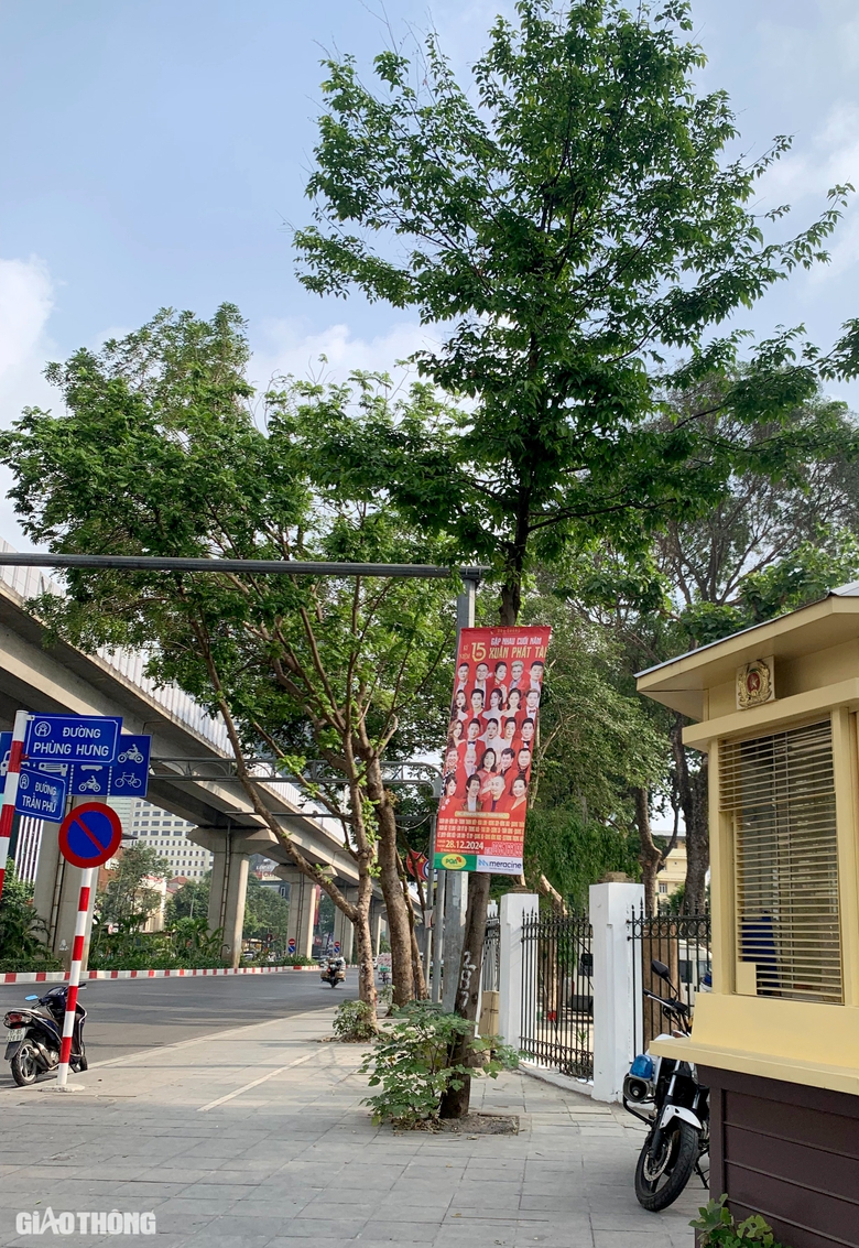 Xu&acirc;n Ph&aacute;t T&agrave;i treo băng r&ocirc;n nhếch nh&aacute;c: Sở VHTT n&oacute;i đ&atilde; cấp ph&eacute;p, ph&ograve;ng chưa nắm được- Ảnh 3.
