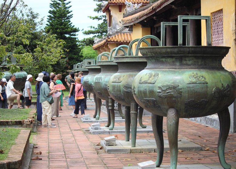 Ng&ocirc;i điện trong Tử Cấm th&agrave;nh Huế c&ograve;n lại nền m&oacute;ng được đầu tư phục hồi- Ảnh 8.