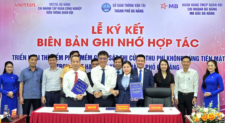 Đ&agrave; Nẵng gi&aacute;m s&aacute;t thi cử bằng phần mềm, thu ph&iacute; kh&ocirc;ng d&ugrave;ng tiền mặt trong s&aacute;t hạch l&aacute;i xe- Ảnh 1.